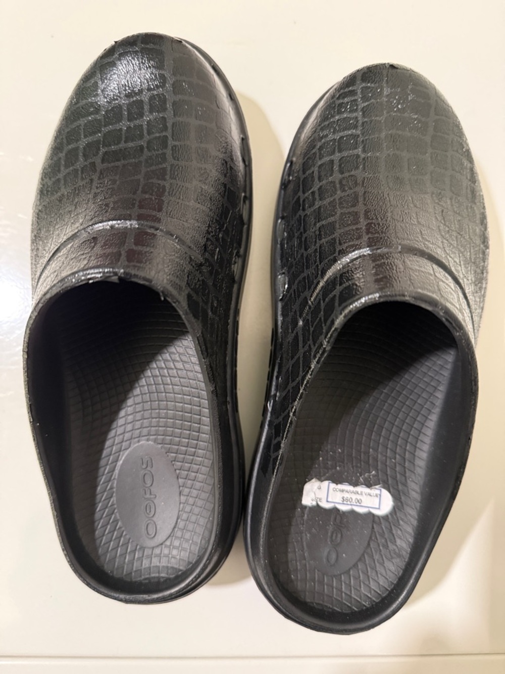 OOFOS Unisex Black Croc-Embossed Slip-On Clog W6/M4 - Picture 5 of 9